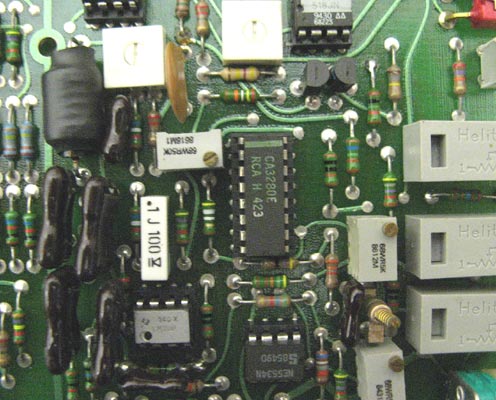 8100 Card 7, VCA CA3280 As Balance Modulator.